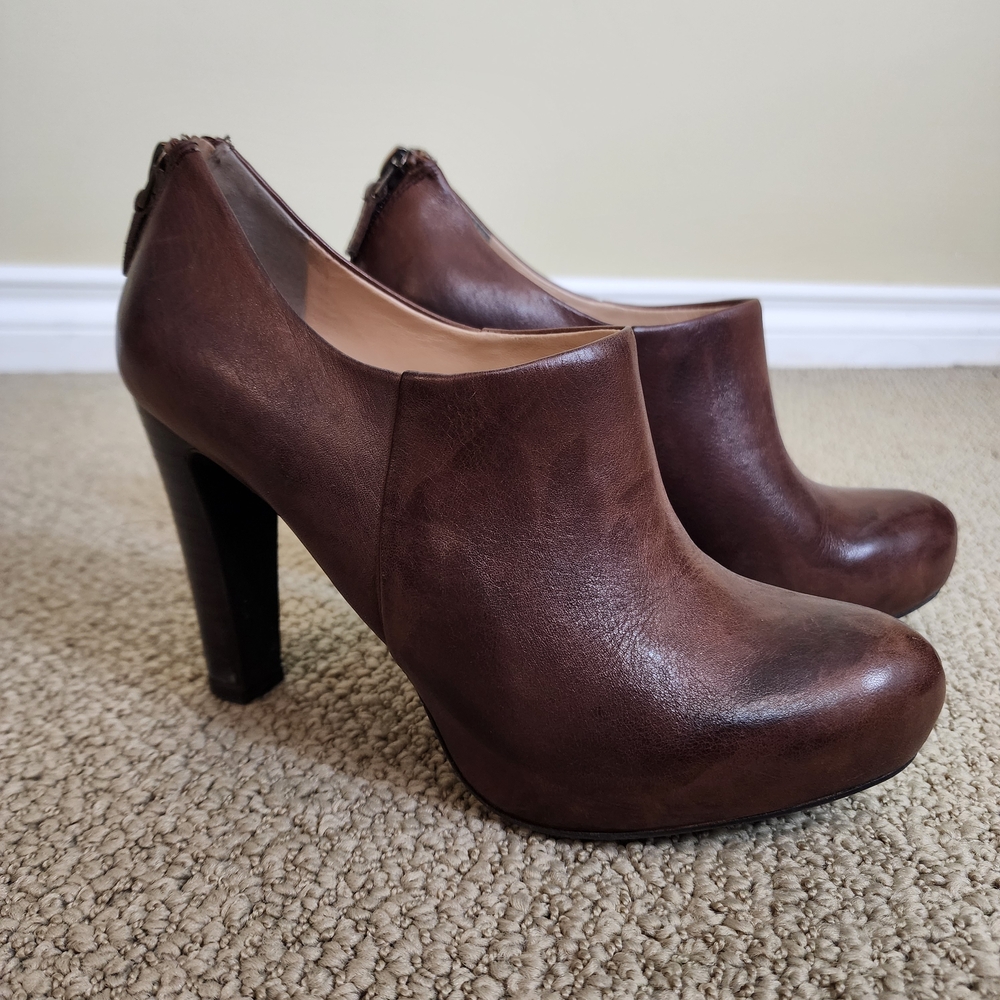 Franco Sarto Ankle Boots Size 8 Deep Brown